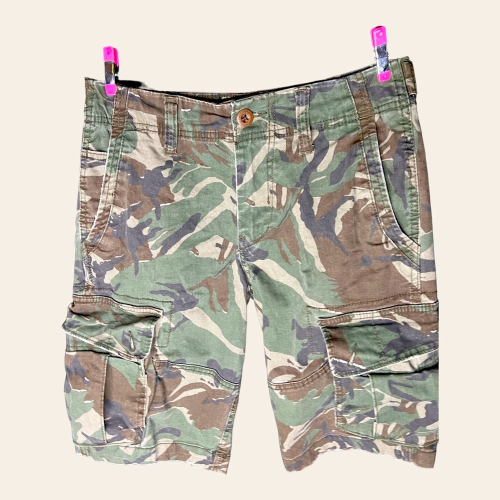 American Eagle (AE) Flex 12" Lived-In Longer Length Cargo Short